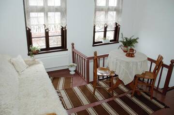Фото номера Дом с 3 спальнями Дома для отпуска The House in Shipka г. Шипка 28