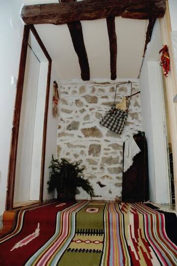 Фото номера Дом с 3 спальнями Дома для отпуска The House in Shipka г. Шипка 24